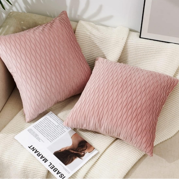 Set of 2 Petal Pink Soft Ripple Corduroy Velvet Pillow Covers Throw Pillows New - Picture 3 of 13